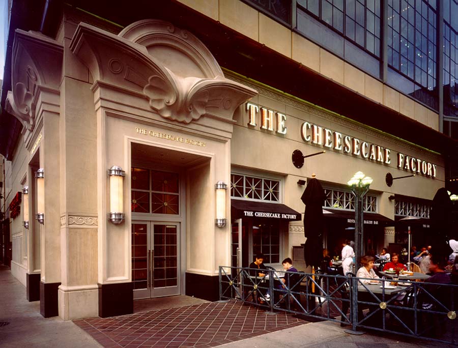 The Cheesecake Factory location in Denver, CO store image six